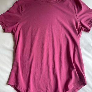 Lululemon t-shirt